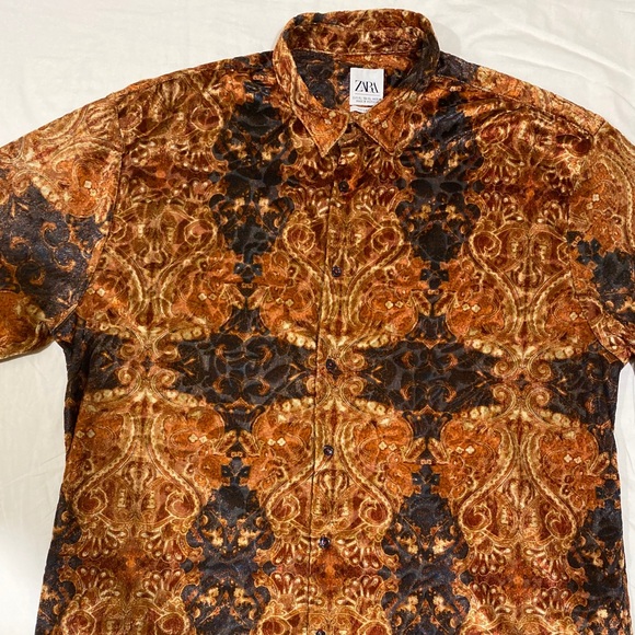 Zara Other - Button Down Patterned Shirt